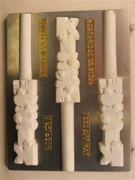Chocolate// Candy Mold, Pretzel - Love, Kiss Me Pretzel Rod