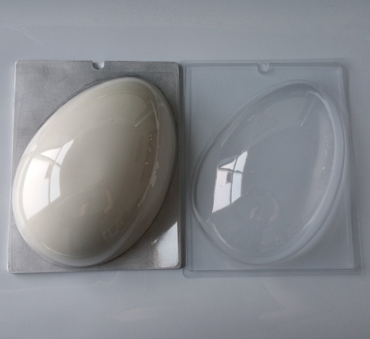 Chocolate// Candy Mold, Holiday, Large Easter Egg