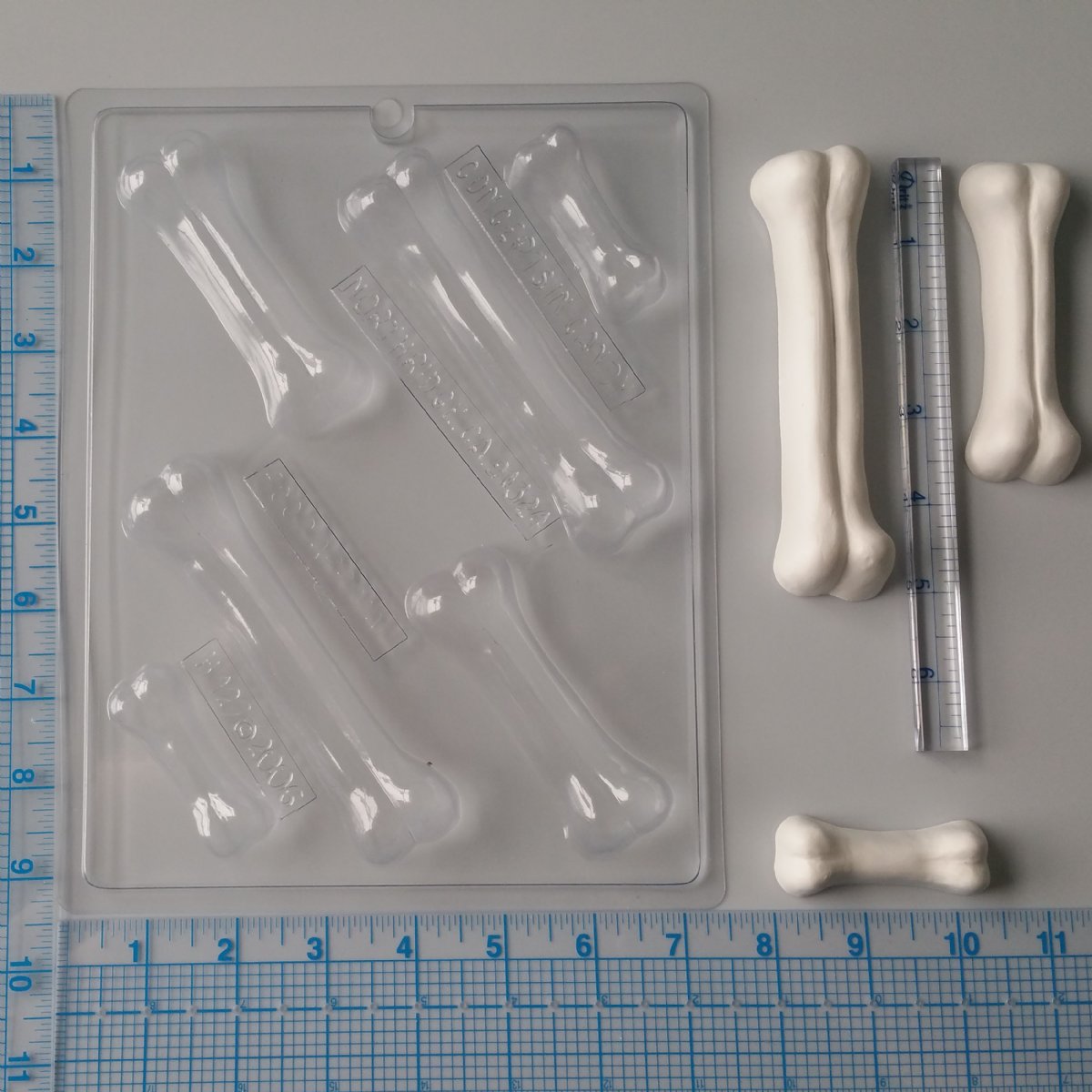 Chocolate// Candy Mold - Halloween, Bones: Small, Medium and Large