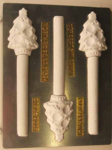 Chocolate// Candy Mold, Pretzel - Christmas, Christmas Tree with Divots for Candy Pretzel Rod