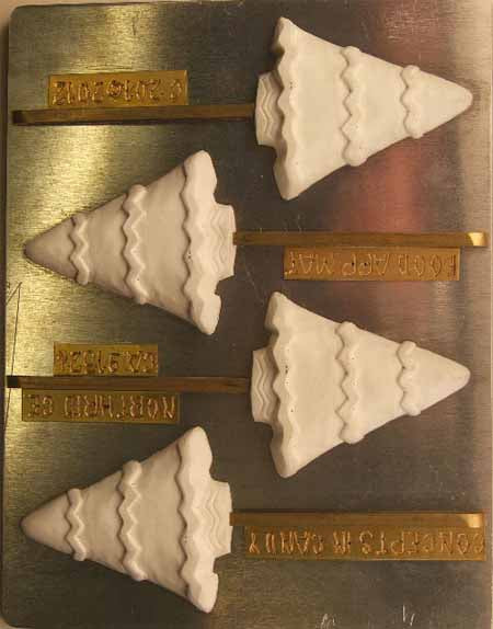 Chocolate// Candy Mold, Lollipop - Christmas, Christmas Tree with Zigzag Trim