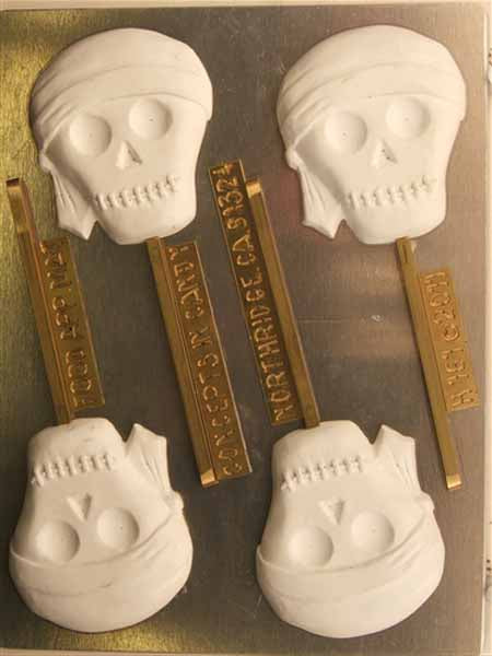 Chocolate// Candy Mold, Lollipop - Halloween, Skull with Bandana