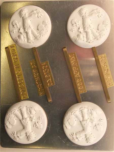 Chocolate// Candy Mold, Lollipop - Halloween, Zombie in Graveyard