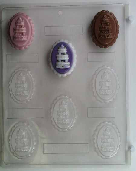 Chocolate// Candy Mold, Mini - Wedding, Wedding Cake On Oval Background With Scalloped Edge