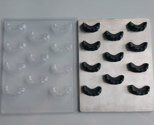 Chocolate// Candy Mold, Mini, Holiday, Halloween Vampire Teeth